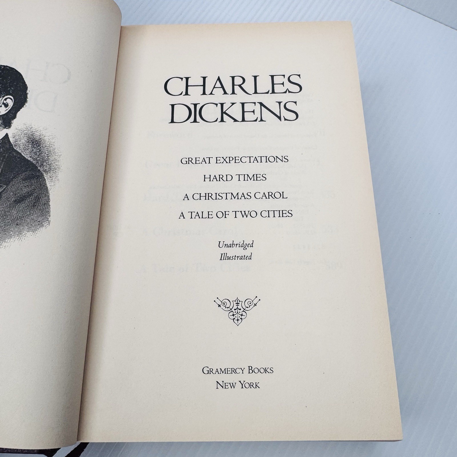 Works of Charles Dickens Hardcover Complete Unabridged Illustrated Gramercy