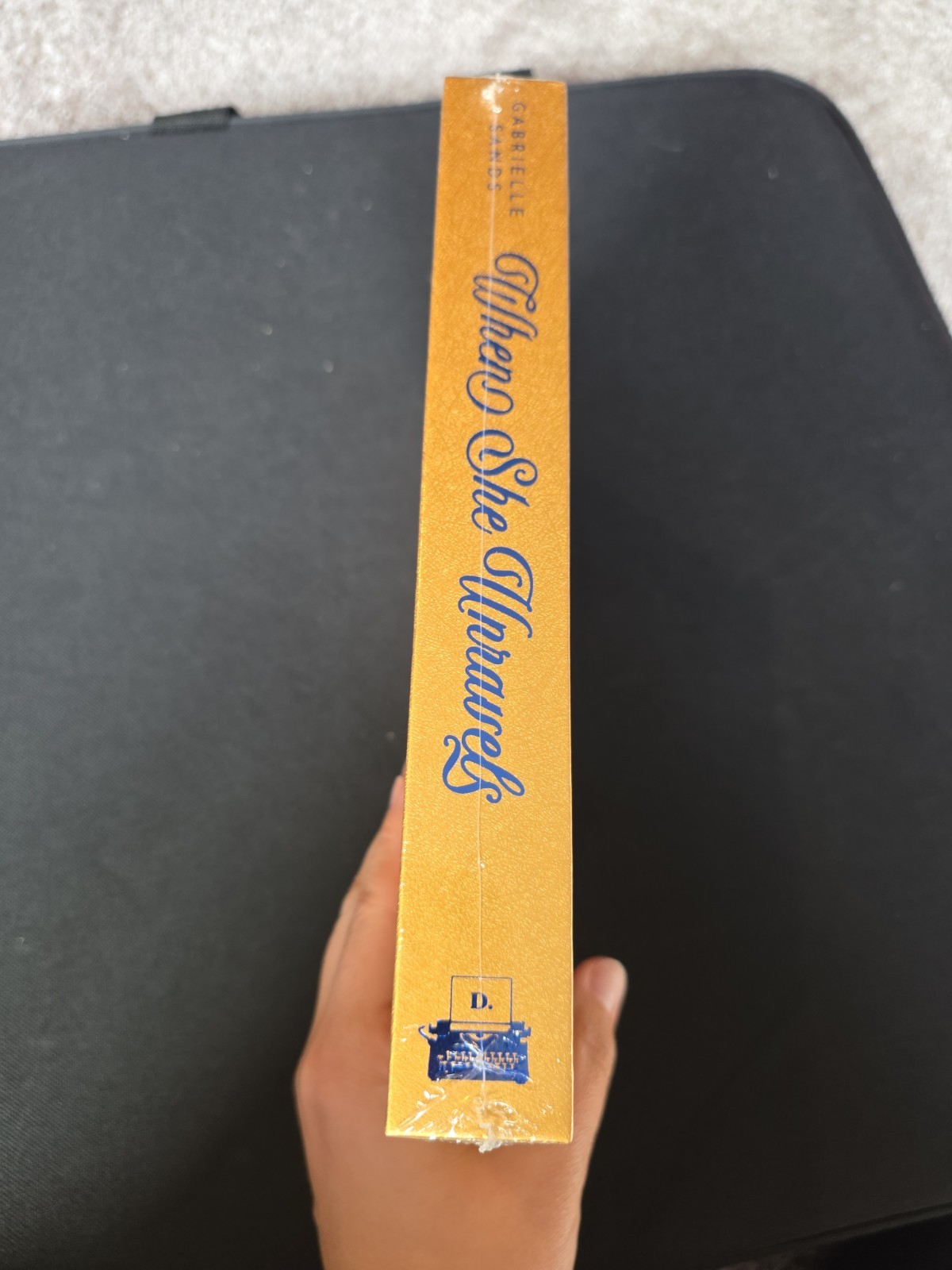 WHEN SHE UNRAVELS by Gabrielle Sands *Signed*Bookish Box Special Edition *SEALED