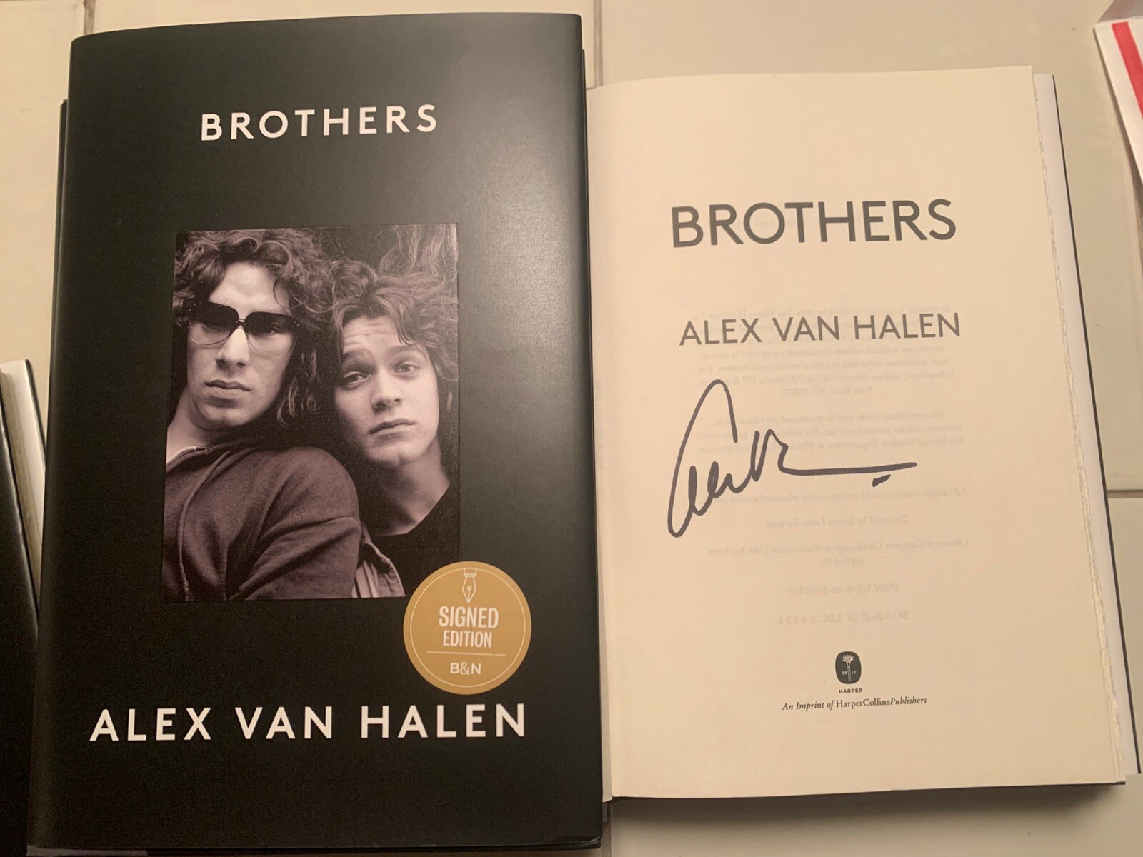 ALEX VAN HALEN SIGNED /Autographed BROTHERS BOOK New
