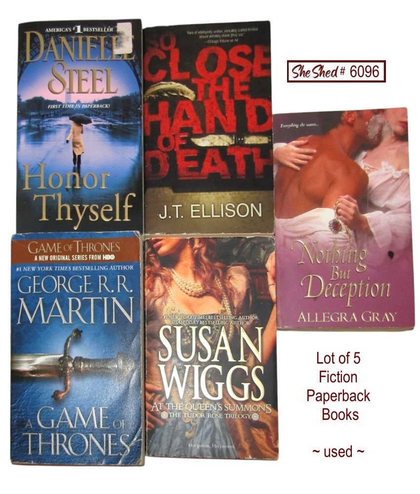 Lot of 5 Fiction Paperback Books Game of Thrones Danielle Steel J.T. Ellison