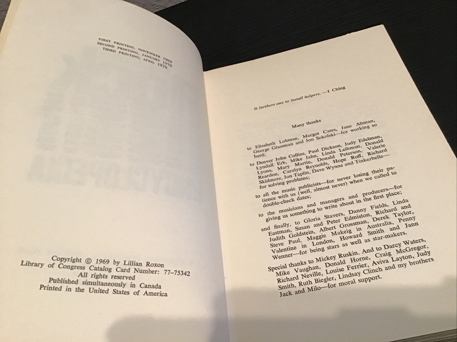 Lillian Roxon’s ROCK ENCYCLOPEDIA HC 1969 3rd print 600+ pages, photos