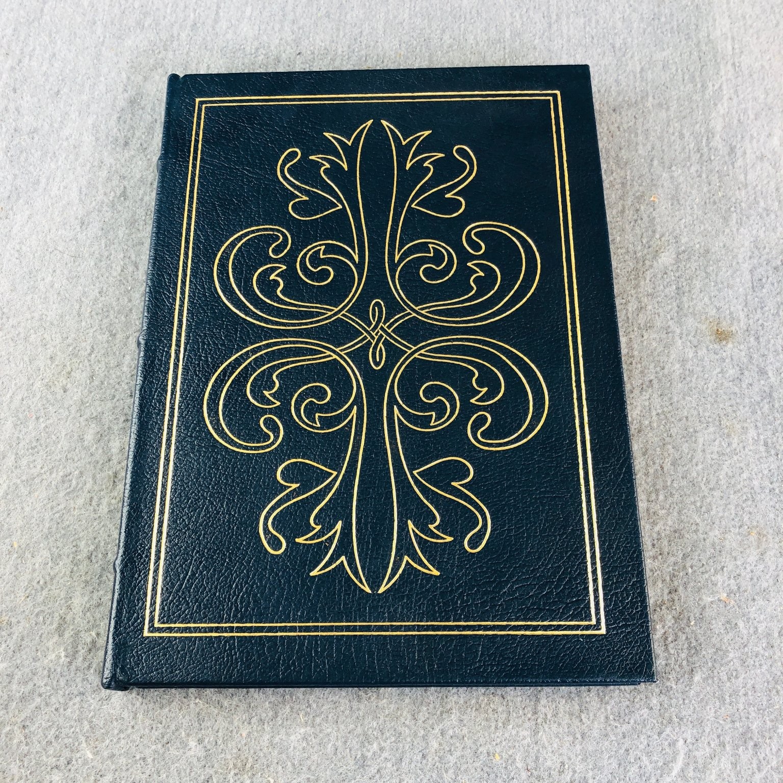 She Stoops to Conquer Goldsmith Easton Press Collector’s Edition Illustrated