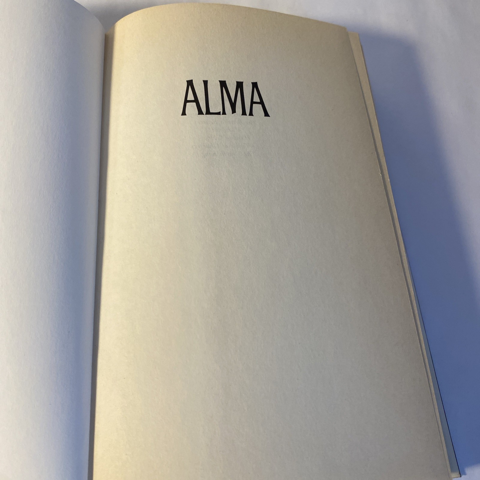 Glen Petrie ALMA Weidenfeld and Nicolsen 1989 HC/DJ First Edition