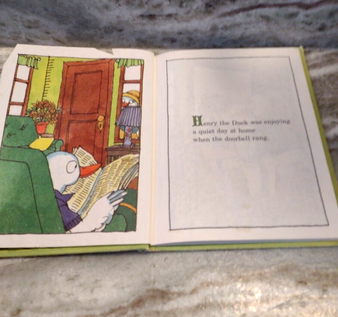 Henry Babysits by Robert Quackenbush