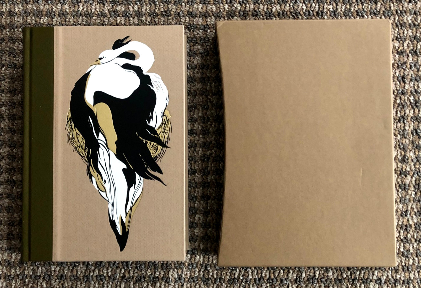 Folio Society, Collectible, fine-binding “Irish Myths and Legends” in slipcase