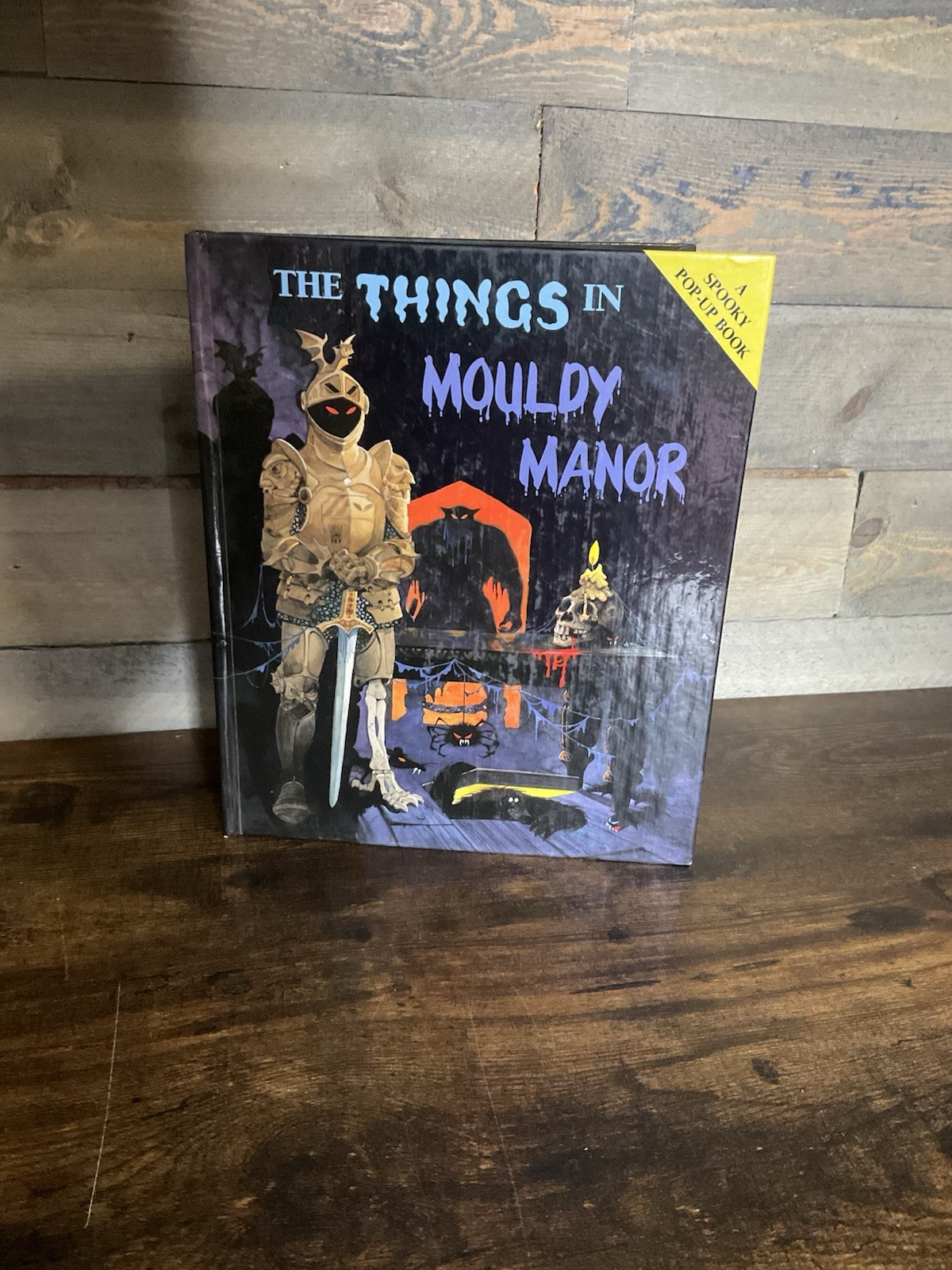 The Things in Mouldy Manor (Mini Spooky Pop-ups) – hardcover Moseley, Keith 1988