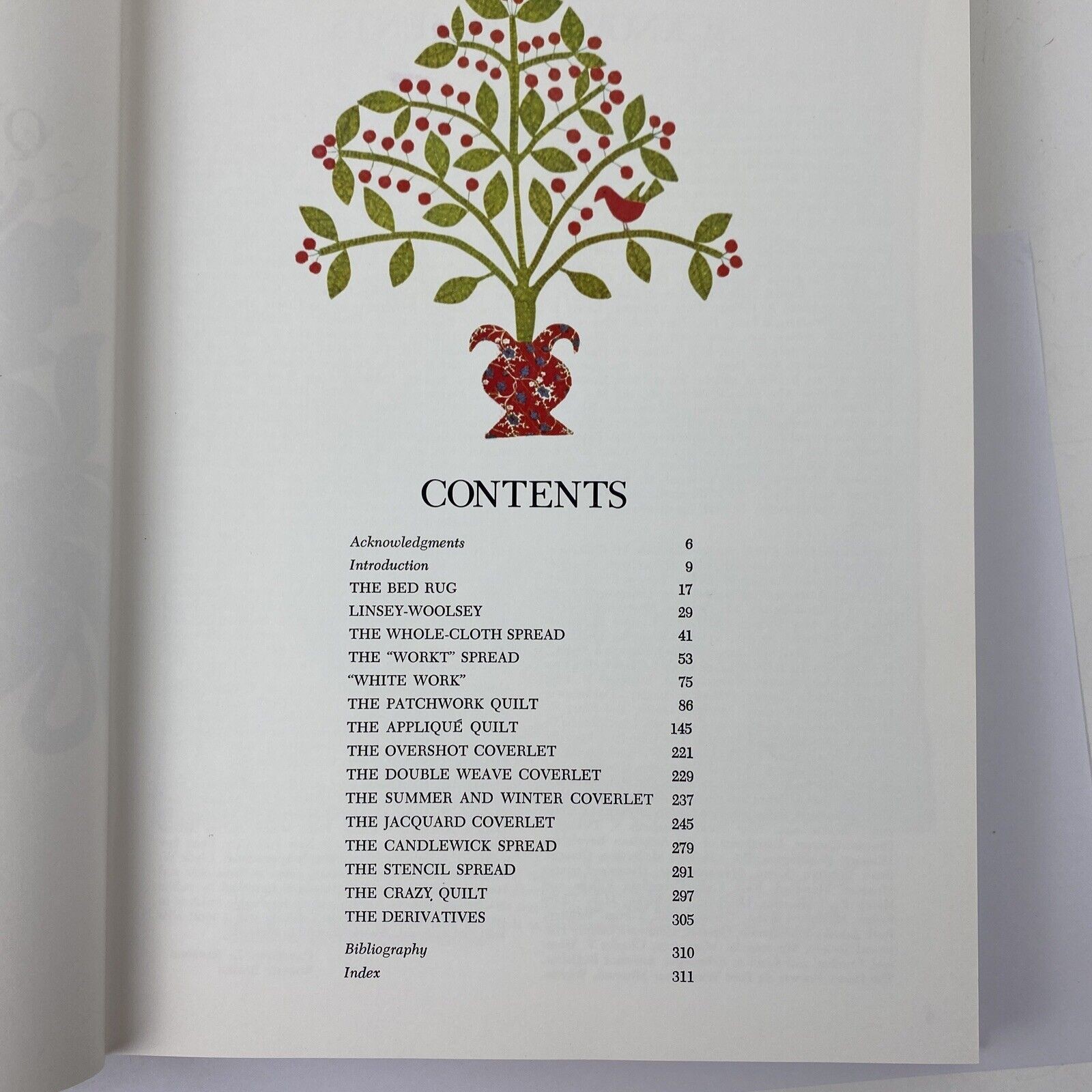 America’s Quilts & Coverlets-Carleton Safford and Robert Bishop 1985 314 pages