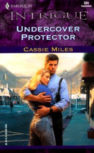Undercover Protector (Harlequin Intrigue No 584) – Mass Market Paperback – GOOD