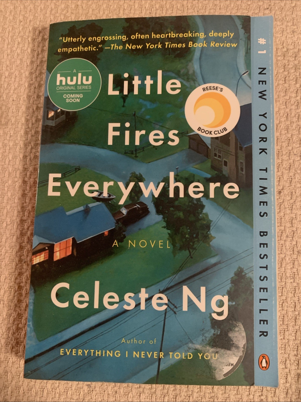 Little Fires Everywhere by Celeste NG (2019, Paperback)