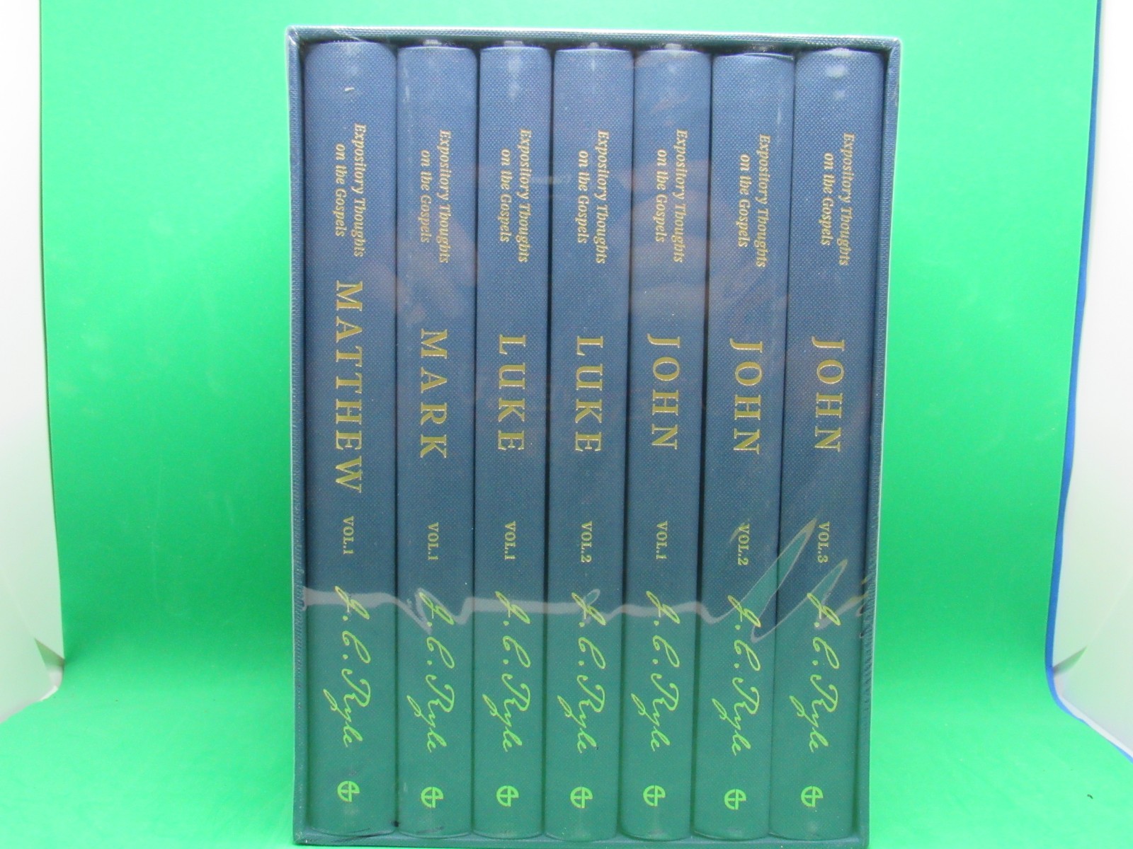 J. C. Ryle Expository Thoughts on the Gospels – Hardcovers – Brand New – FREE Sh