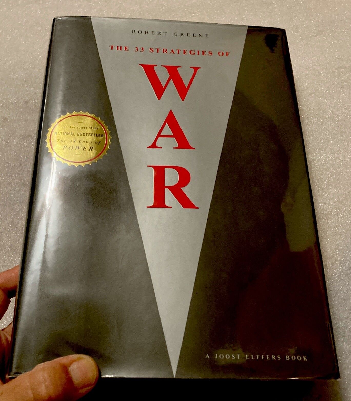 33 Strategies of War by Robert Greene HC DJ First Edition 1st Print 2006
