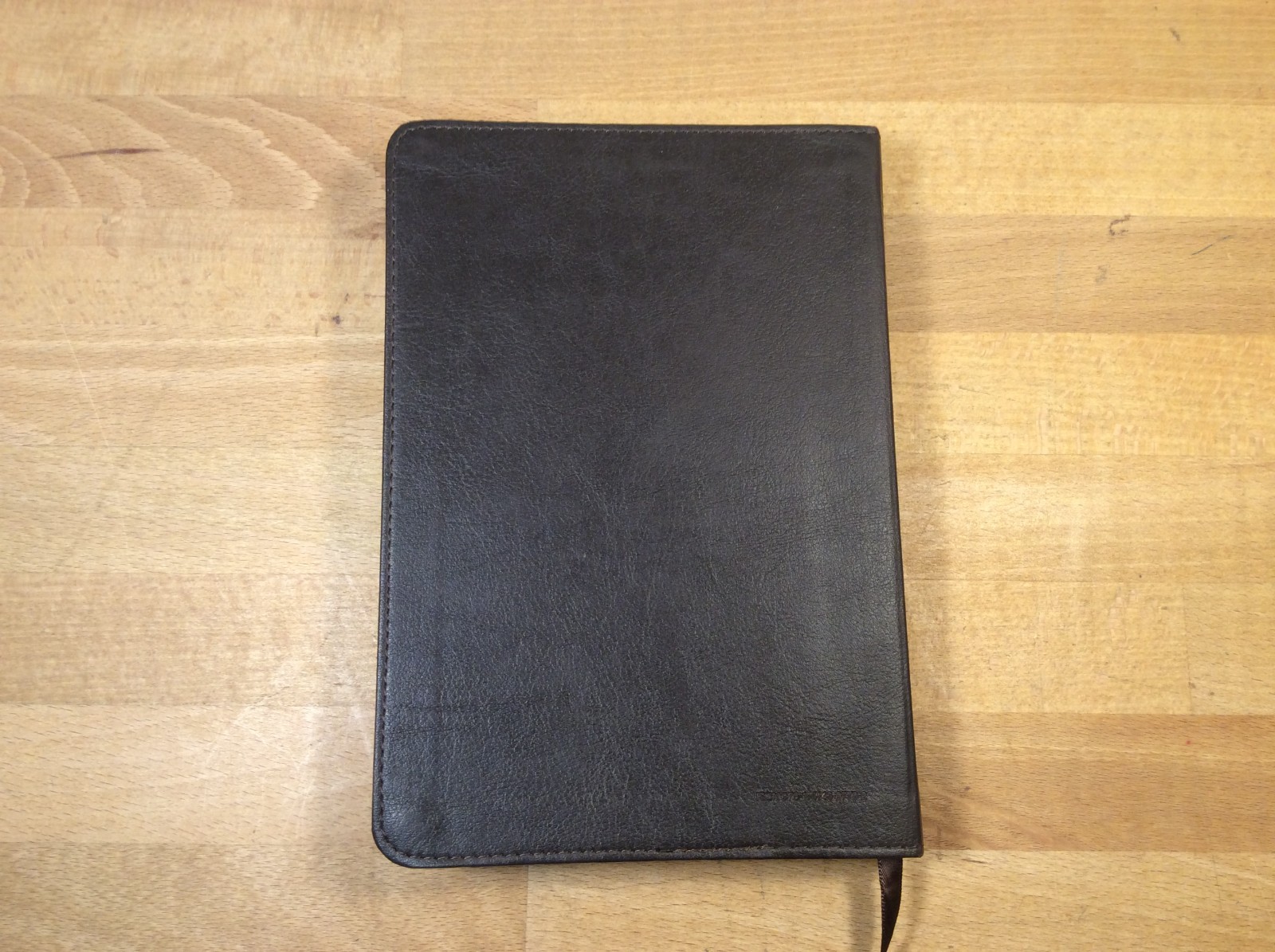 Holy Bible Slimline Reference Edition, New Living Translation, NLT, Tyndale