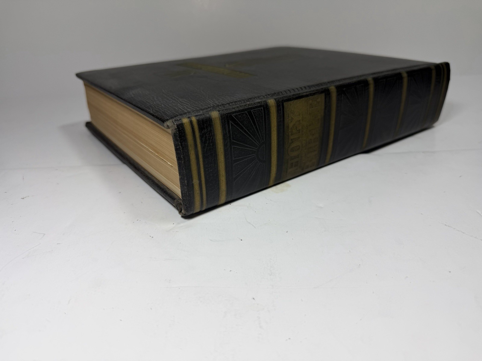 Vintage Holy Bible Self Pronouncing Edition Old & New Testament’s