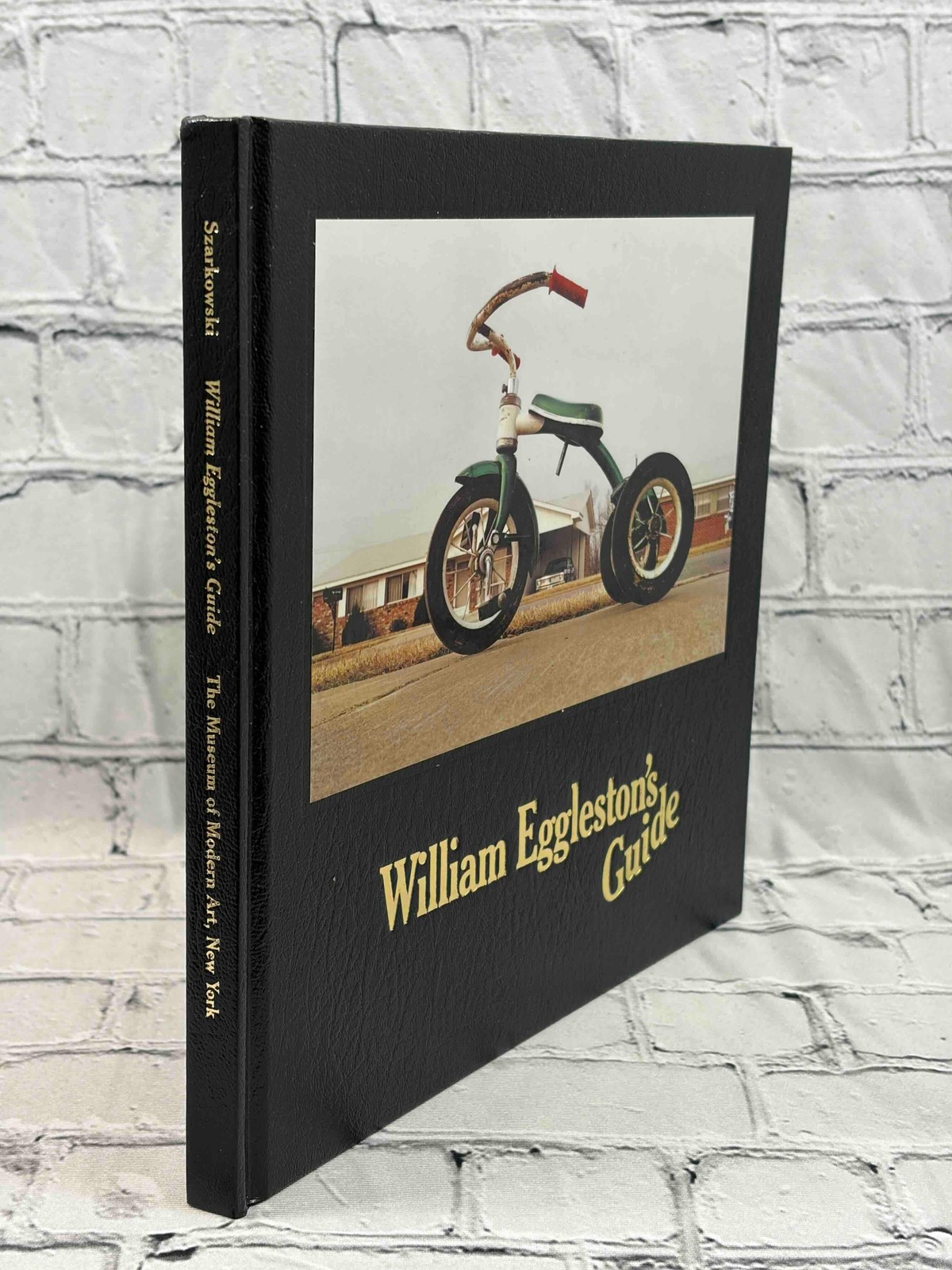 William Eggleston’s Guide by John Szarkowski [2nd Edition · · 2002]