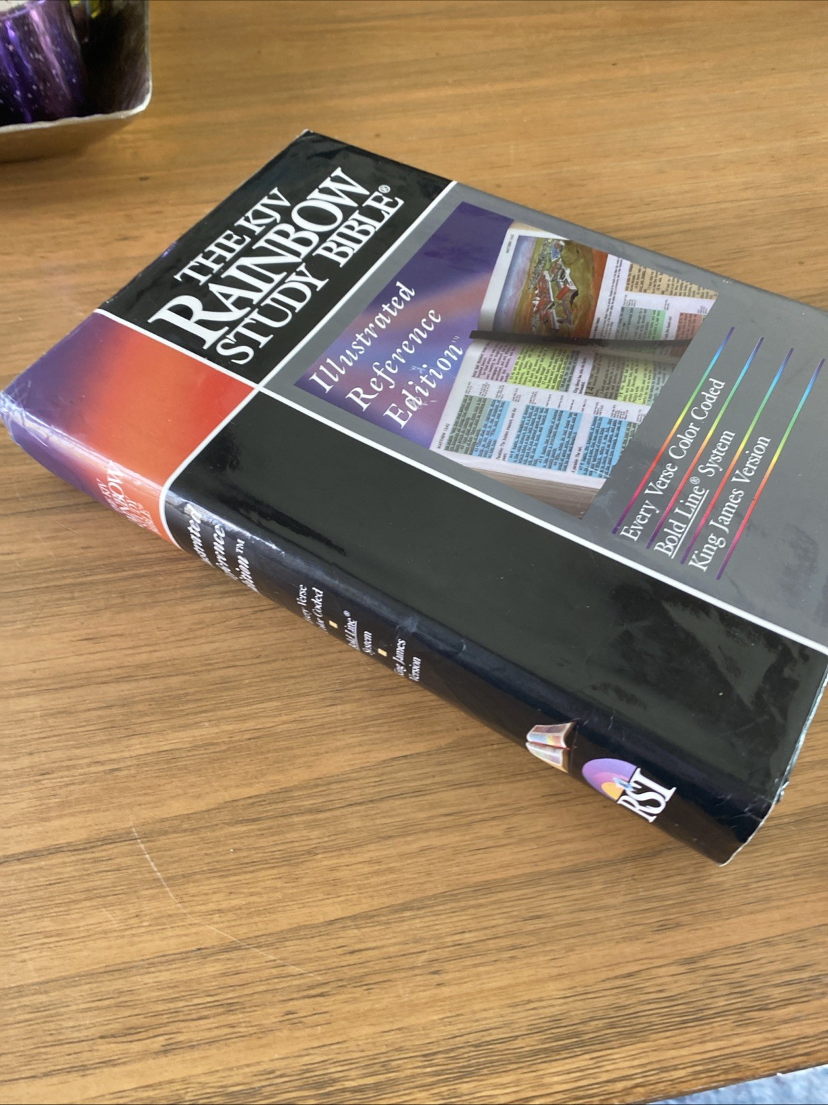 The KJV Rainbow Study Bible: Illustrated Reference Edition