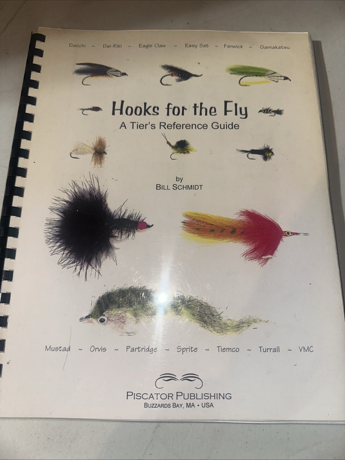 Hooks For The Fly: A Tier’s Reference Guide By Bill Schmidt 1997 Fly Tying