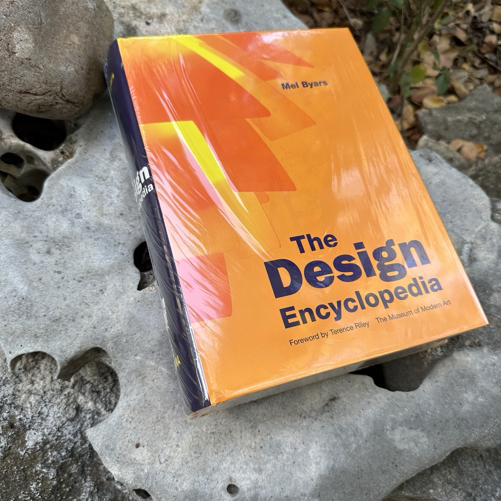 DESIGN ENCYCLOPEDIA: THE MUSEUM OF MODERN ART By Mel Byars & Terence Riley NEW