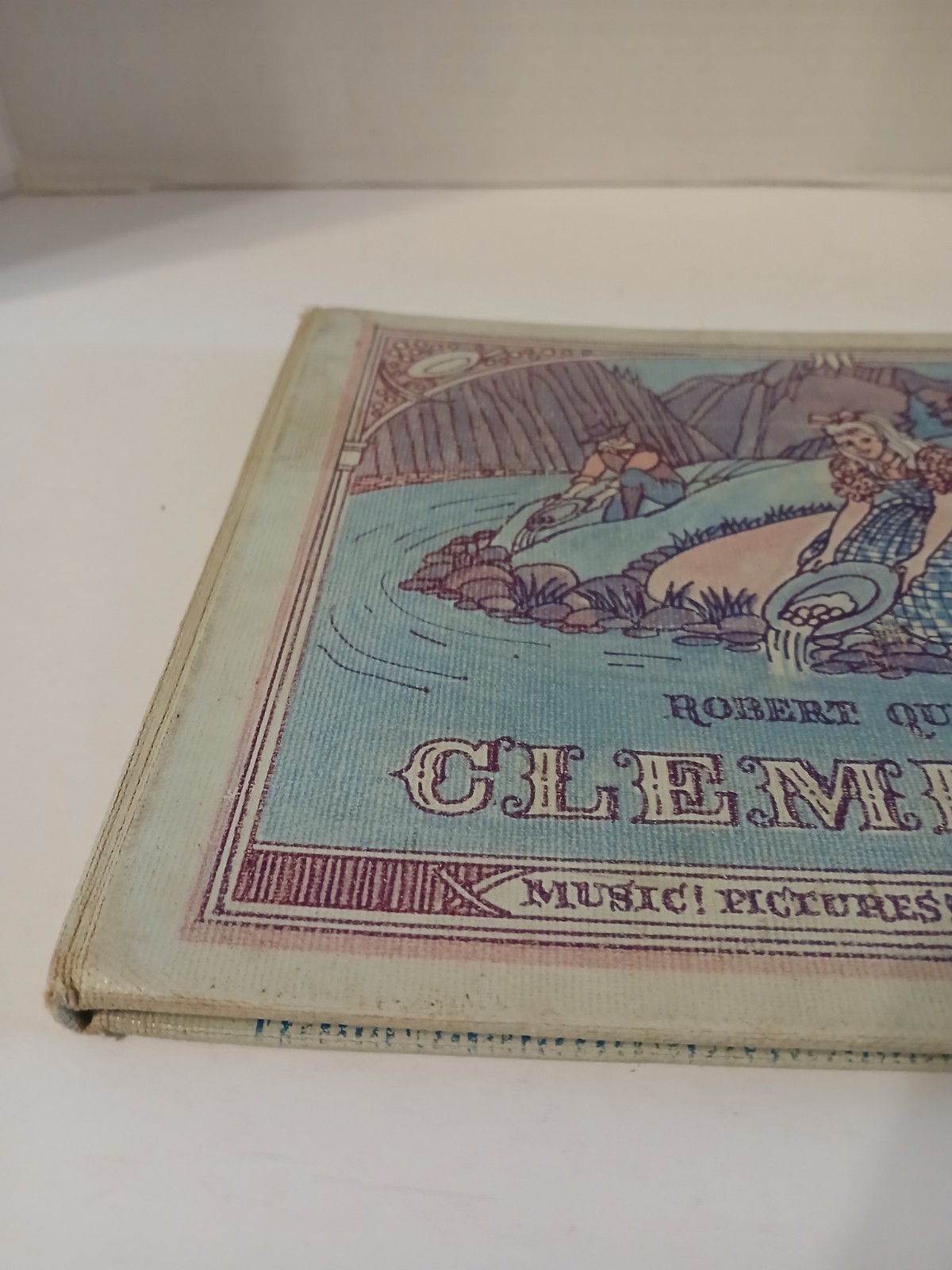 Clementine Robert Quackenbush Hardback Exlibrary Childrens Book 1974