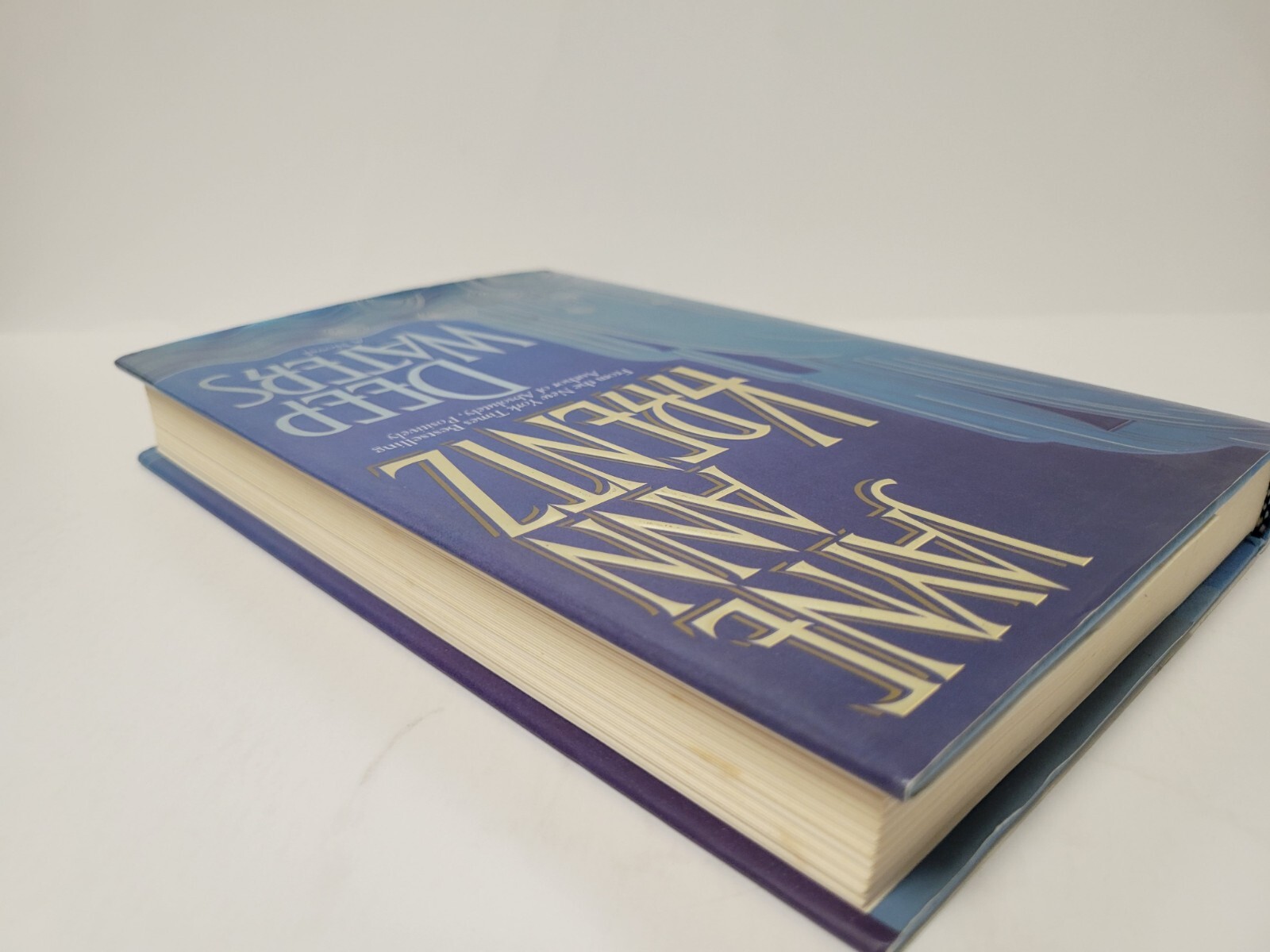 Deep Waters – Jayne Ann Krentz