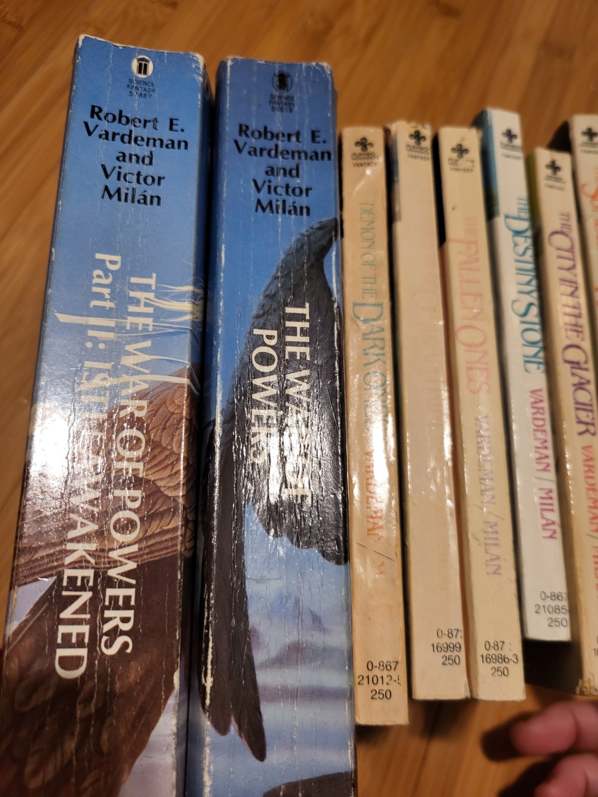 War of Powers books by Robert Vardeman Victor Milan Books 1-6, 1 And 2