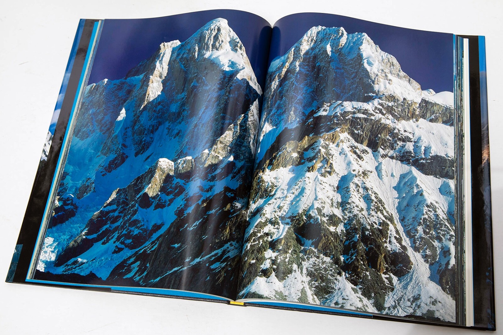 SHIRO SHIRAHATA – THE KARAKORAM: MOUNTAINS OF PAKISTAN – Hardcover