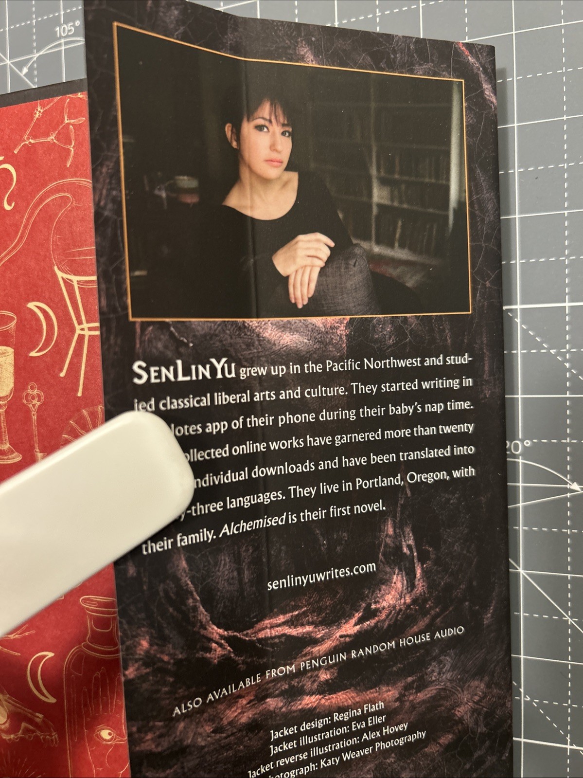 Alchemised – SenLinYu – 1st Edition and 1st Print – Near Fine