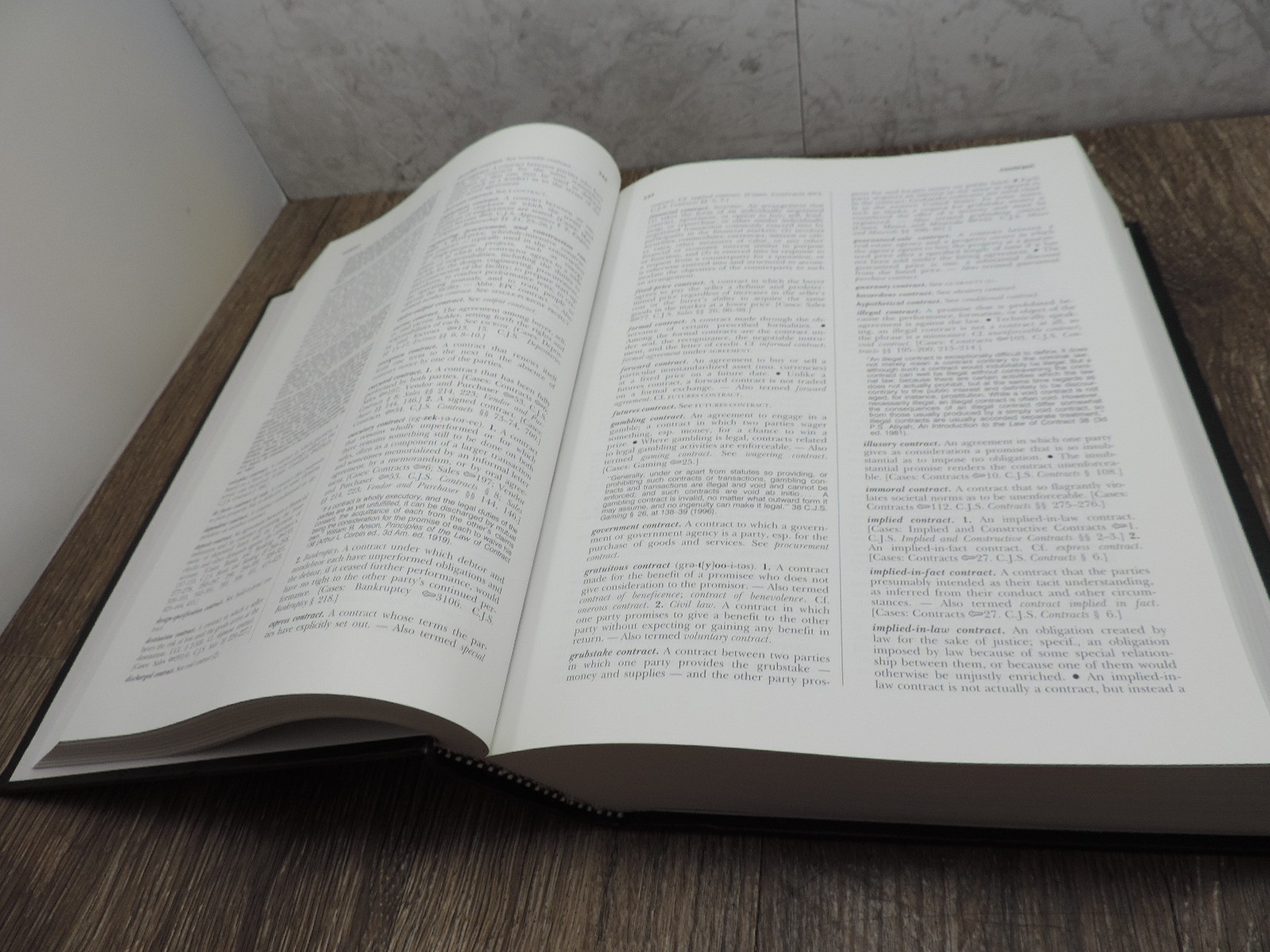 Black’s Law Dictionary Eight Edition 2004 Former Library Book