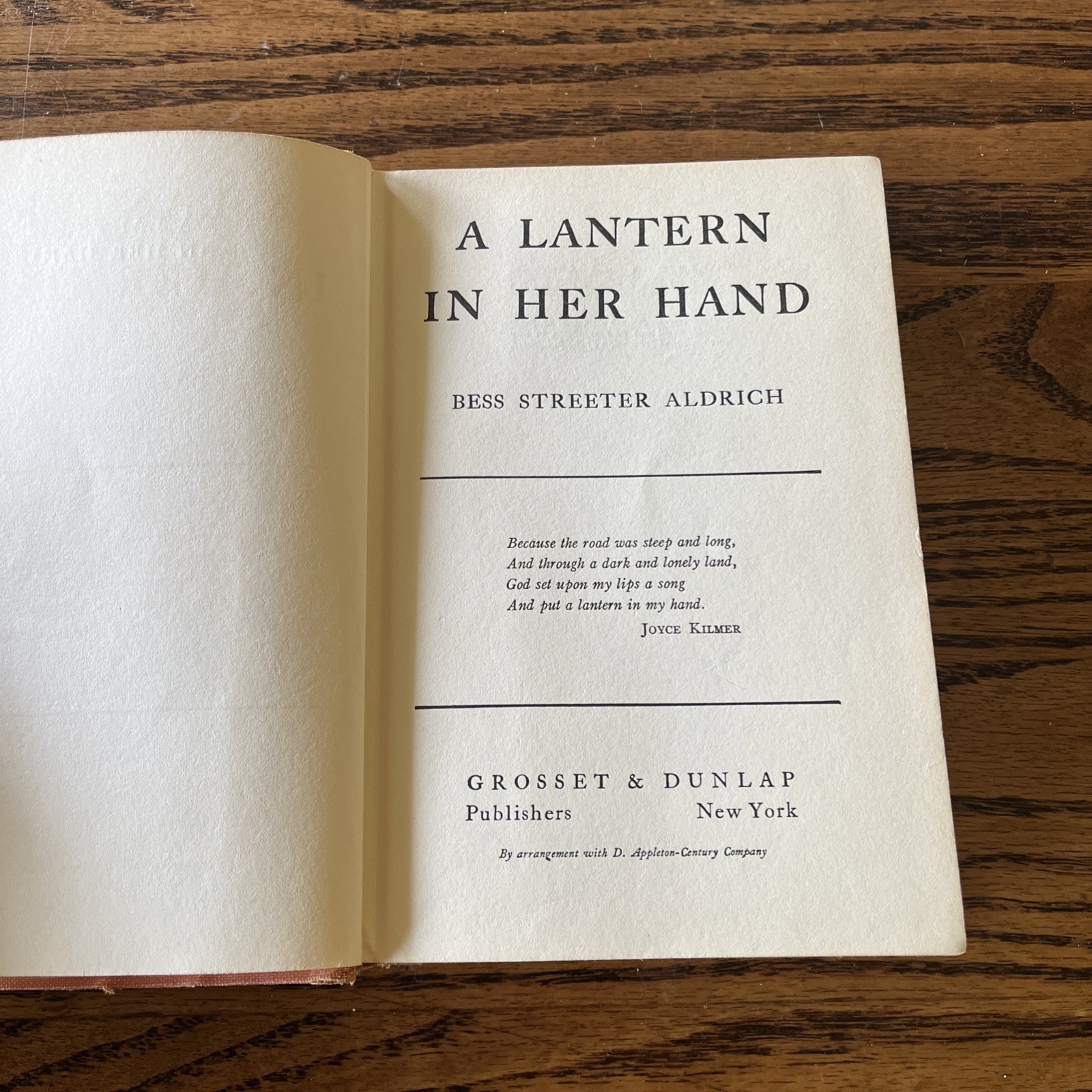 A LANTERN IN HER HAND Bess Streeter Aldrich Early Edition 1928 Grosset & Dunlap