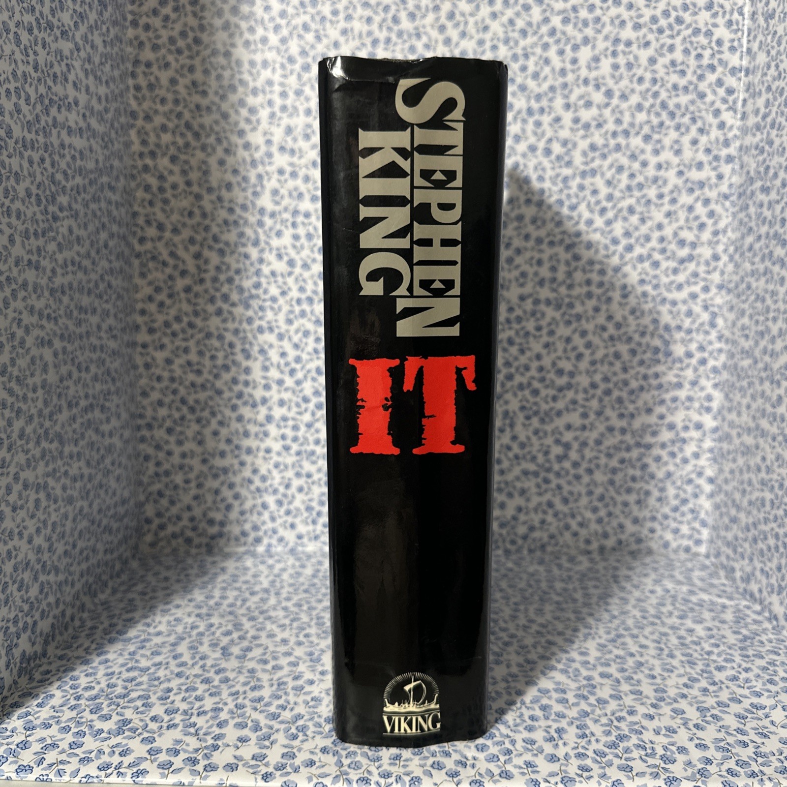 IT by STEPHEN KING True 22.95 First Edition 3rd Printing VIKING HCDJ Horror 1986