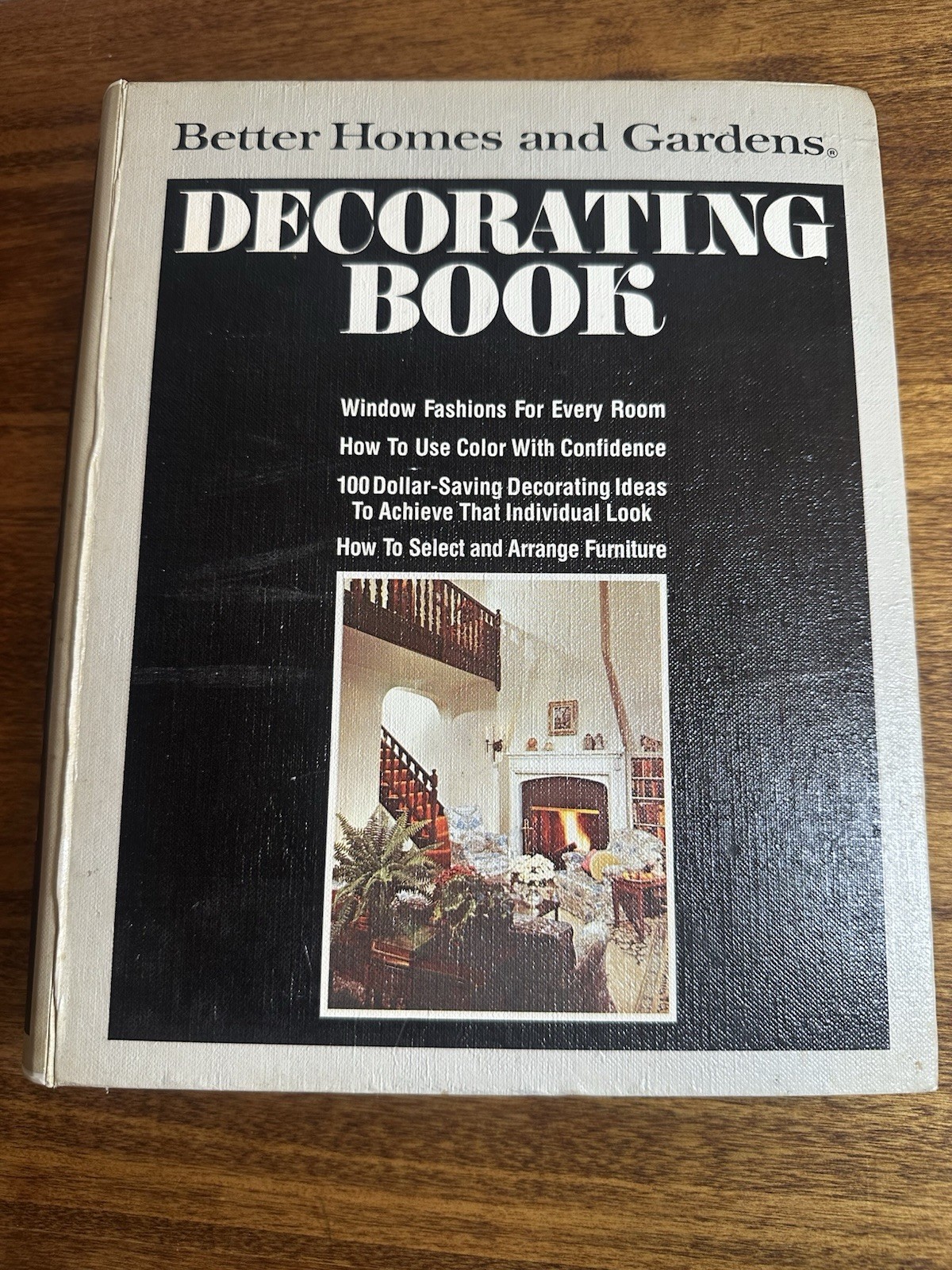 Better Homes and Gardens Decorating Book Ring/Wire Bound Meredith Vintage
