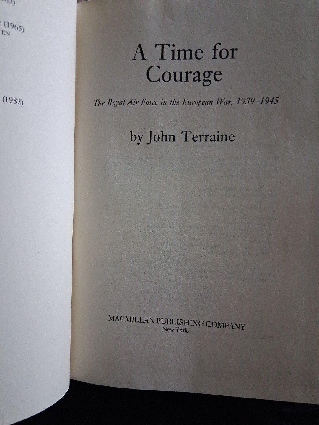 A Time for Courage: Royal Air Force in the European War, 1939-1945, HB/DJ,VG ❤