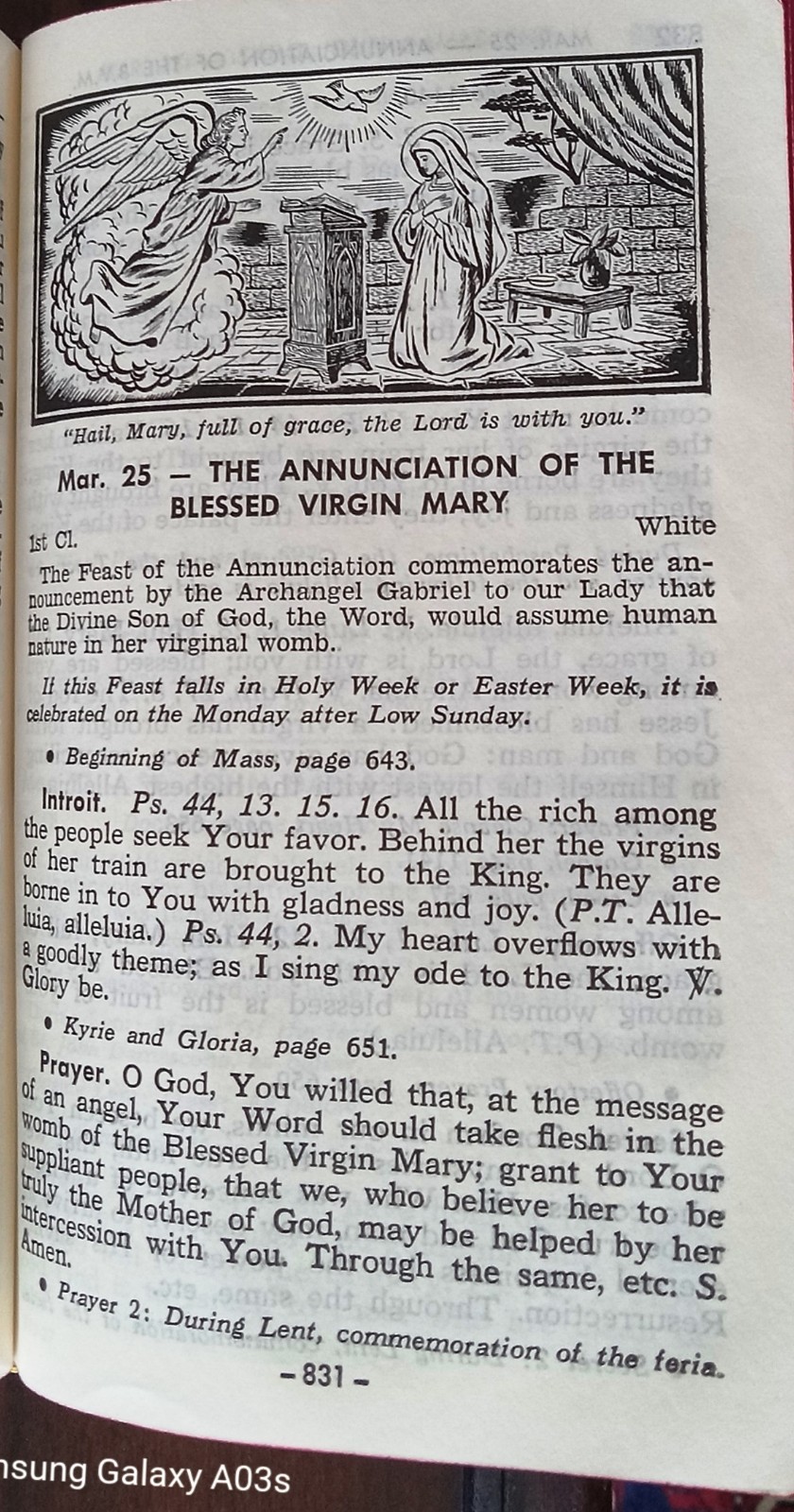 ANTIQUE CATHOLIC LATIN ENGLISH MISSAL; FINE BINDING; TLM BRIGHT GILT; CA.. 1961