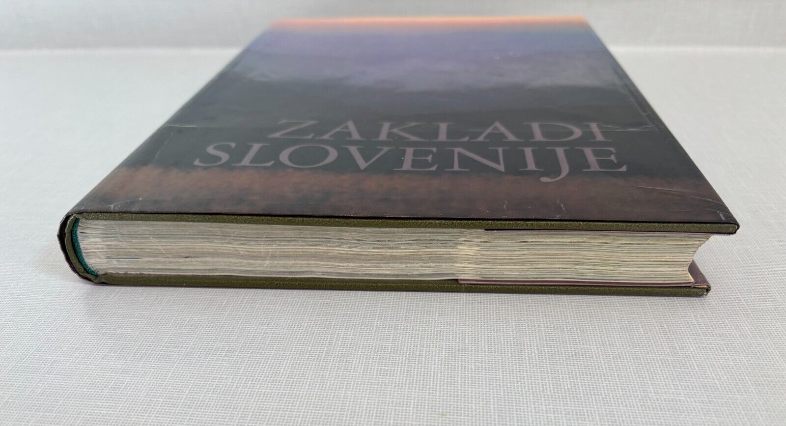 Zakladii Slovenije Cankarjeva Zalozba Slovenia LN- 1983 hdbk 11.75 x 8.75″