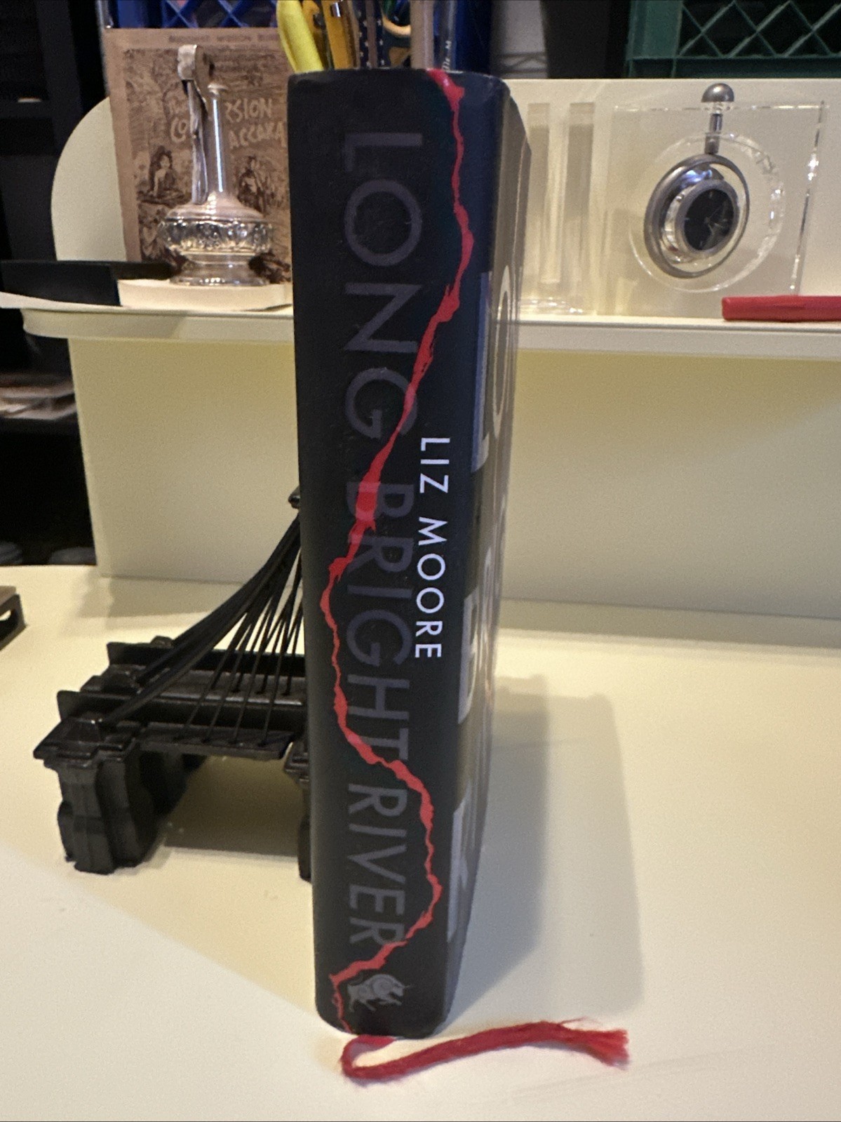ONE OF 650 COPIES SIGNED BY AUTHOR RARE LONG BRIGHT RIVER LIX MOORE HC BOOK D3