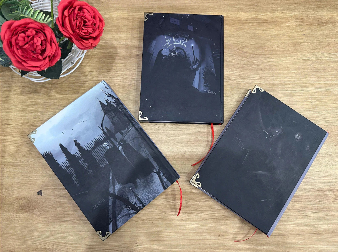 Manacled Book Complete 3-Volume Hardcover Edition with Illustrations by Senlinyu