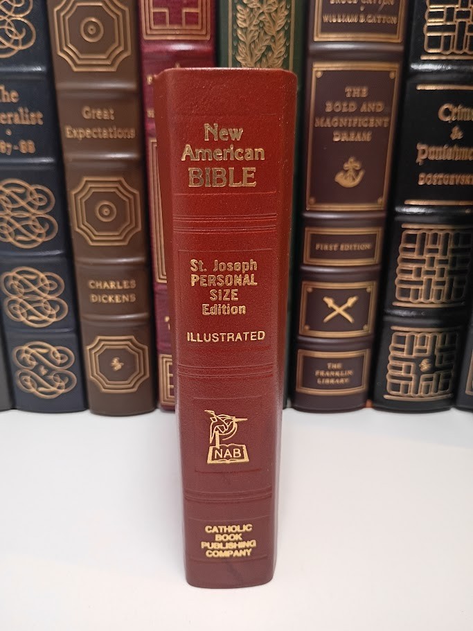 St Joseph New American Bible Personal Size Catholic Leather Gilt Edges Boxed LN