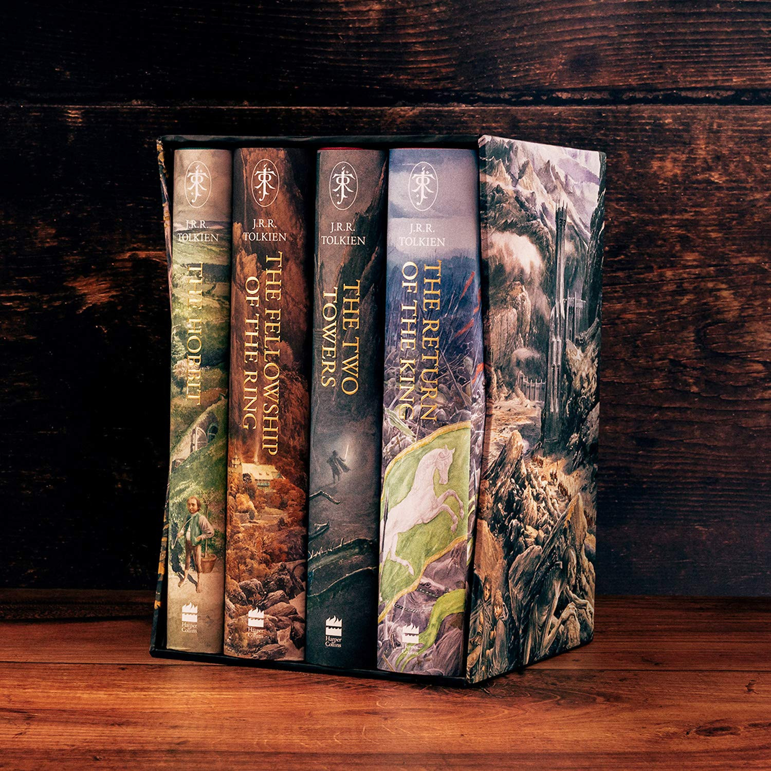 The Hobbit & the Lord of the Rings Boxed Set: Illustrated Edition
