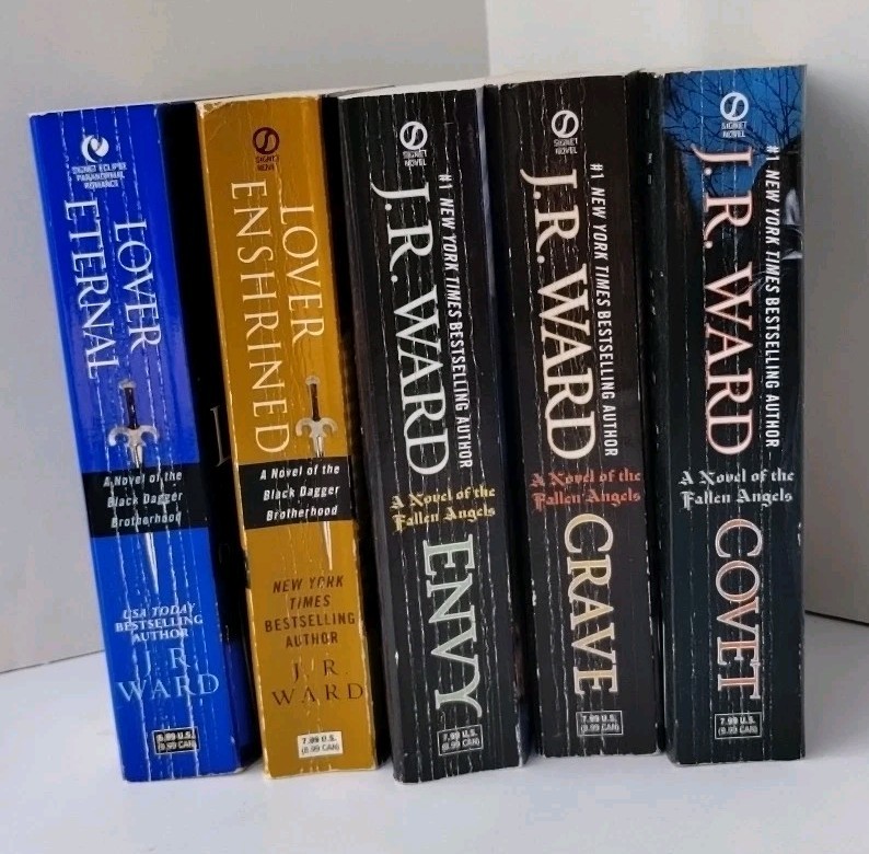 Lot Of 5 J.R. Ward Paperback Book Lot Black Dagger Brotherhood Fallen Angels