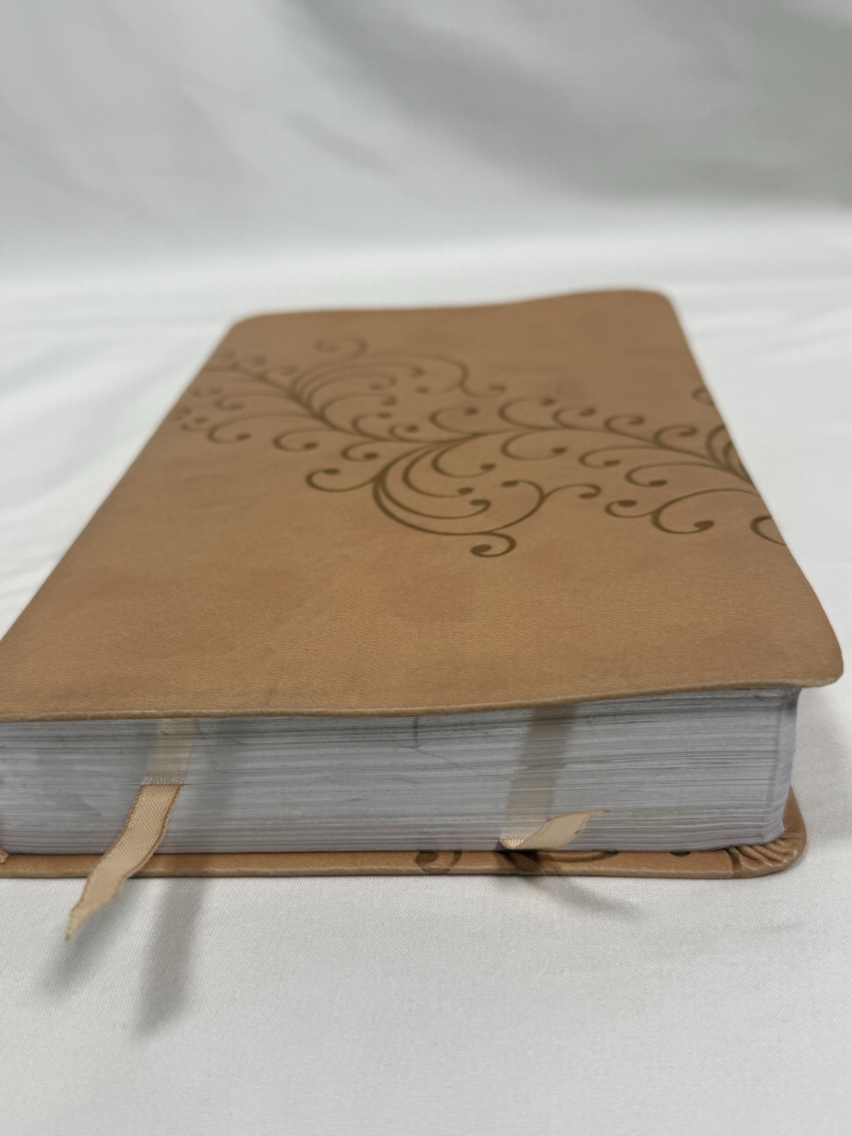 NKJV Holy Bible, Giant Print Reference Bible Brown Leather-Soft