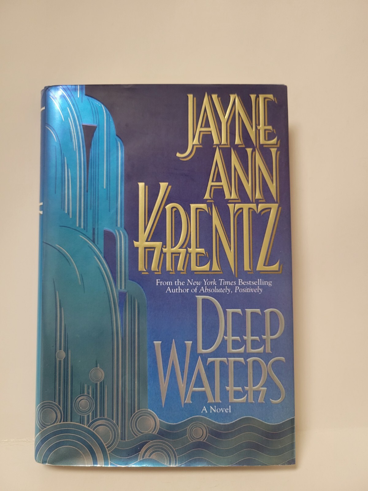 Deep Waters – Jayne Ann Krentz