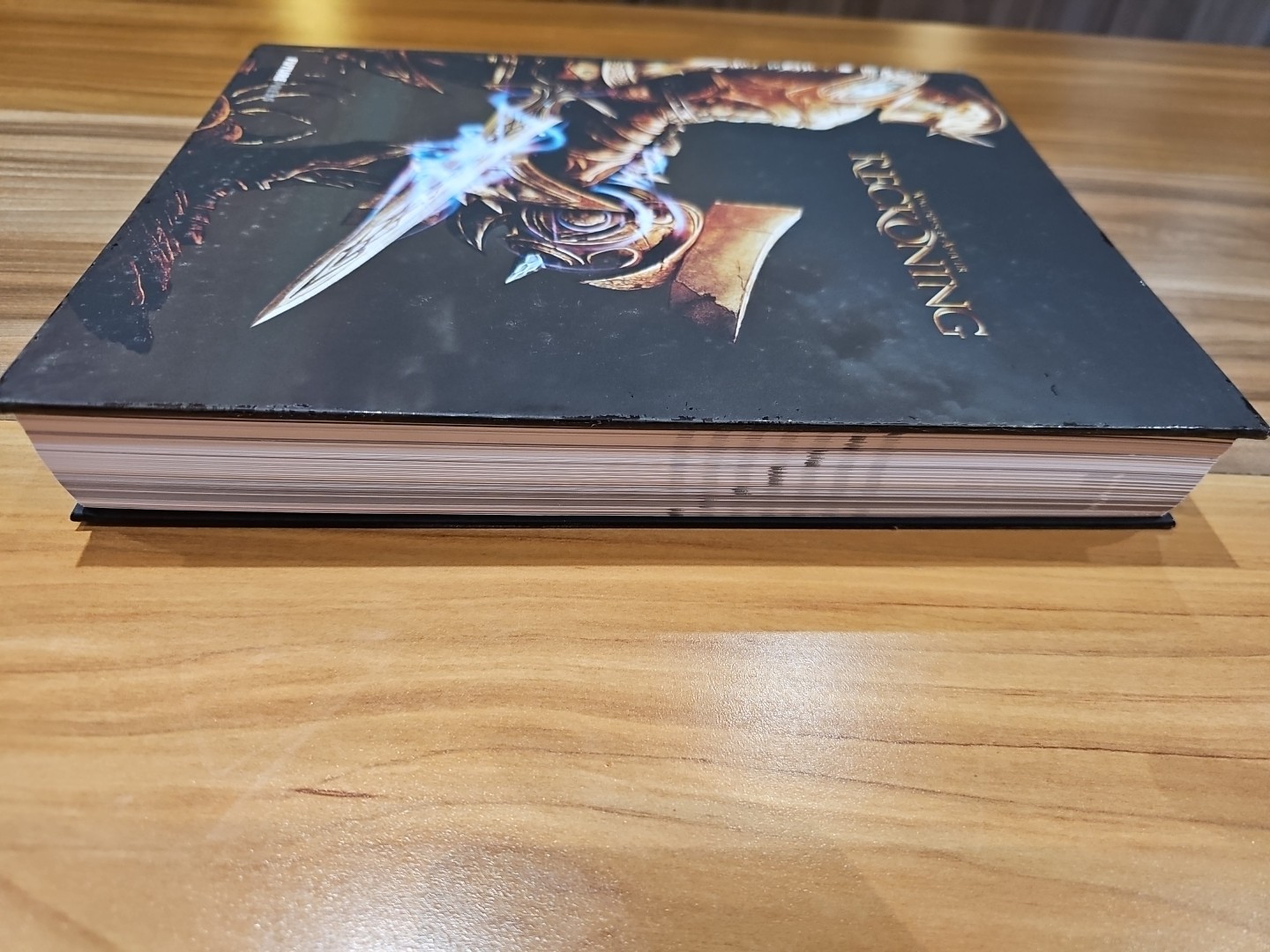 Kingdoms of Amalur: Reckoning Official Harcover Guide by Future Press See Pics