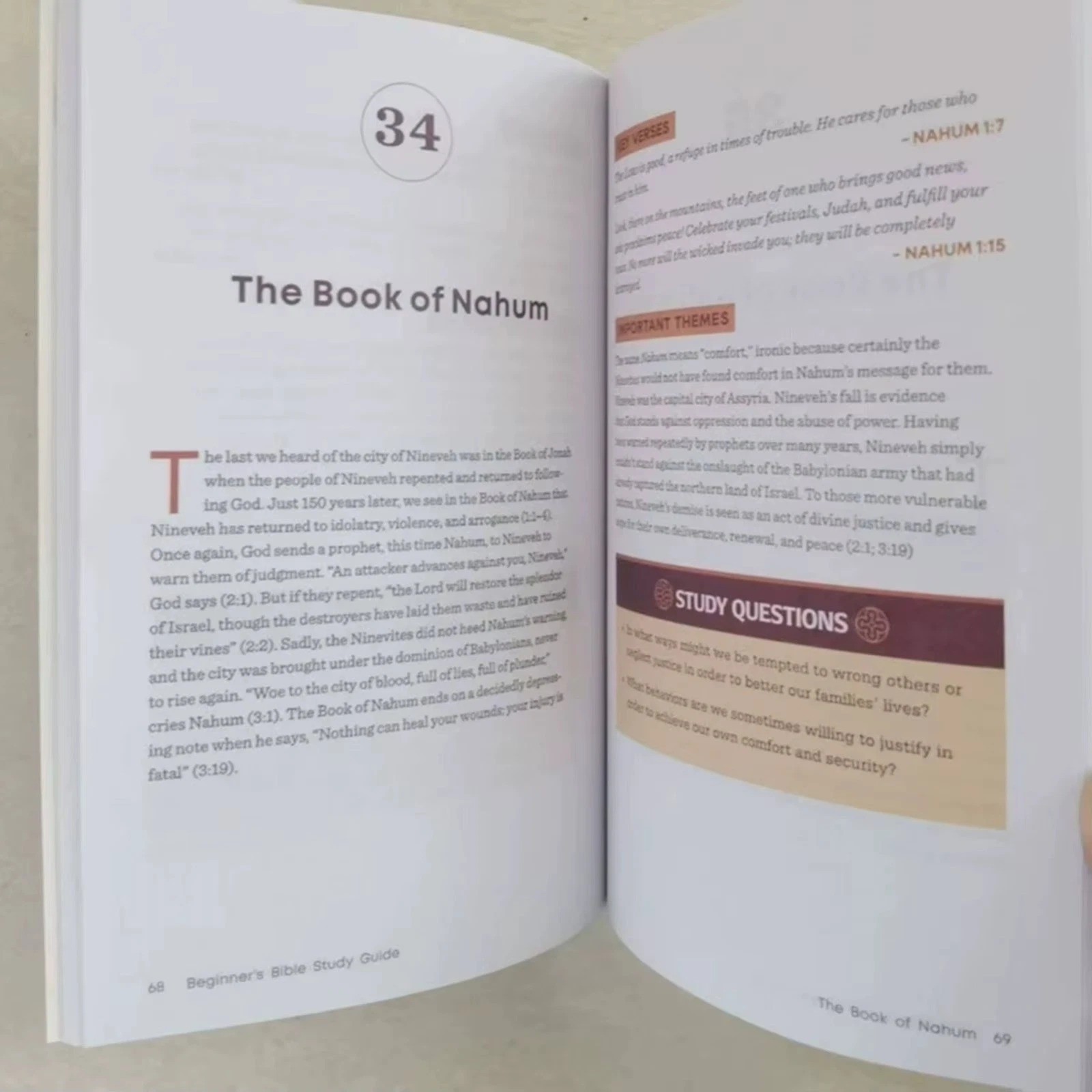 Share The Beginner’s Bible Study Guide: An Introduction to All 66 Books of the B