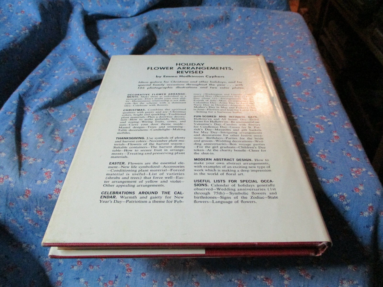 Book Holiday Flower Arrangements Revised Emma Hodkinson Cyphers BCE 129 Pages