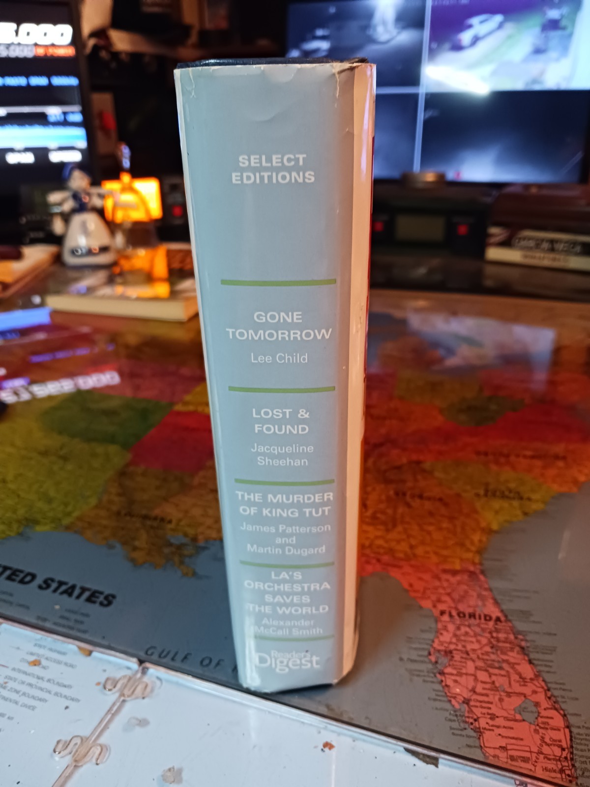 Readers Digest Select Edition. Five 1999. two Hardcover 4 Papperback