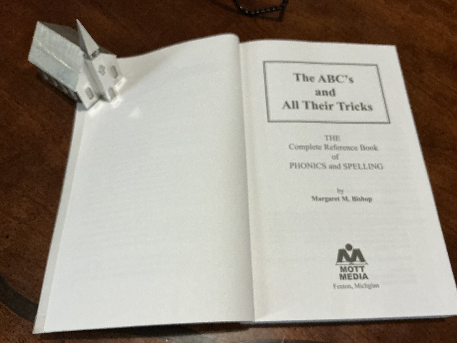The ABC�s and All Their Tricks ; The Complete by Margaret M. Bishop 1986 PB VG