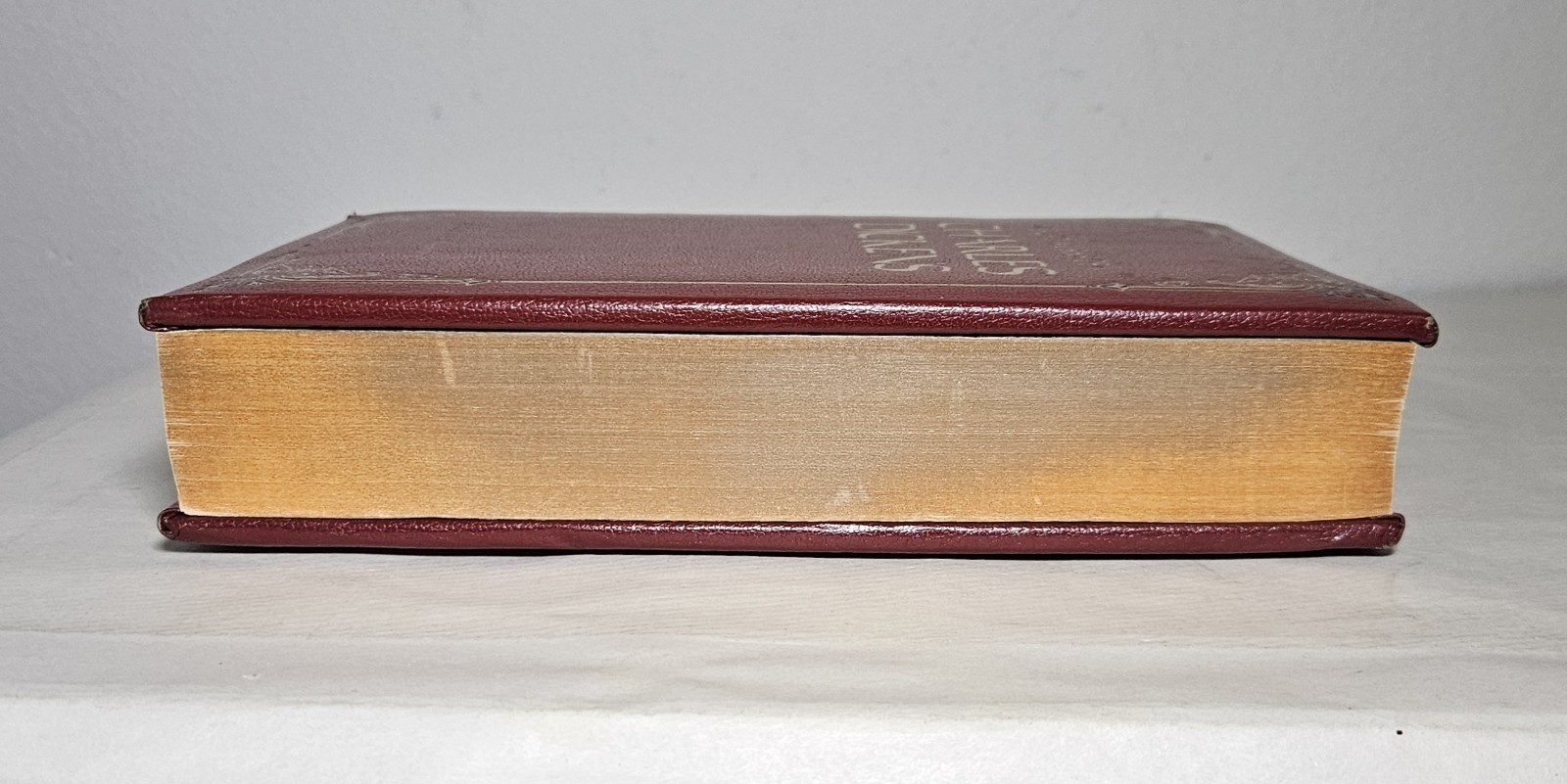 1987 Great Works of Charles Dickens Complete & Unabridged Gilted Leather Book