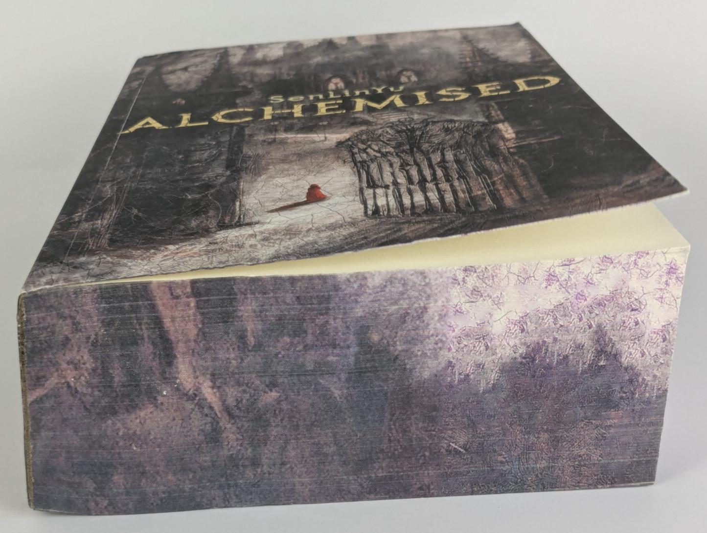 Alchemised by SenLinYu (Paperback) Sprayed Edges 2025