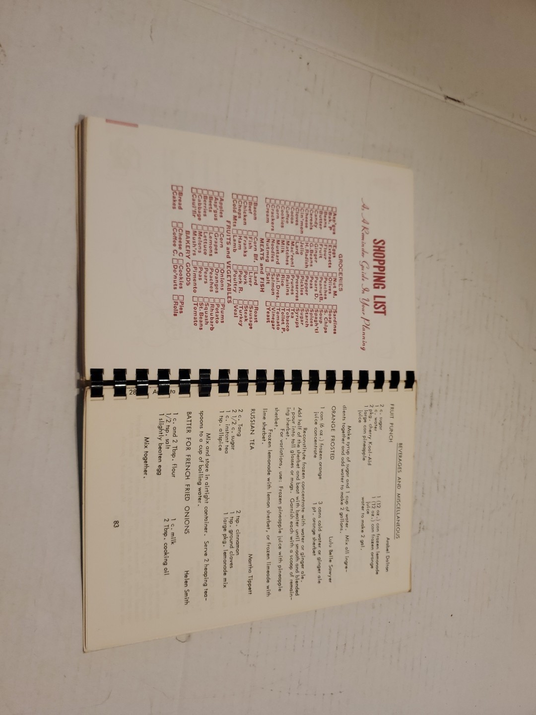 Our Daily Bread United Methodist Church Argenta, Illinois Cook Book 1972