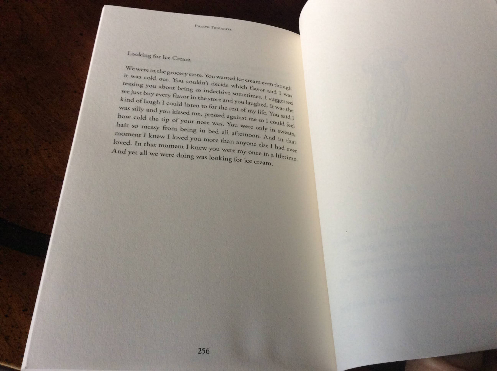 Pillow Thoughts : Peotry by Peppernell, Courtney 2017 Papperback LIKE NEW