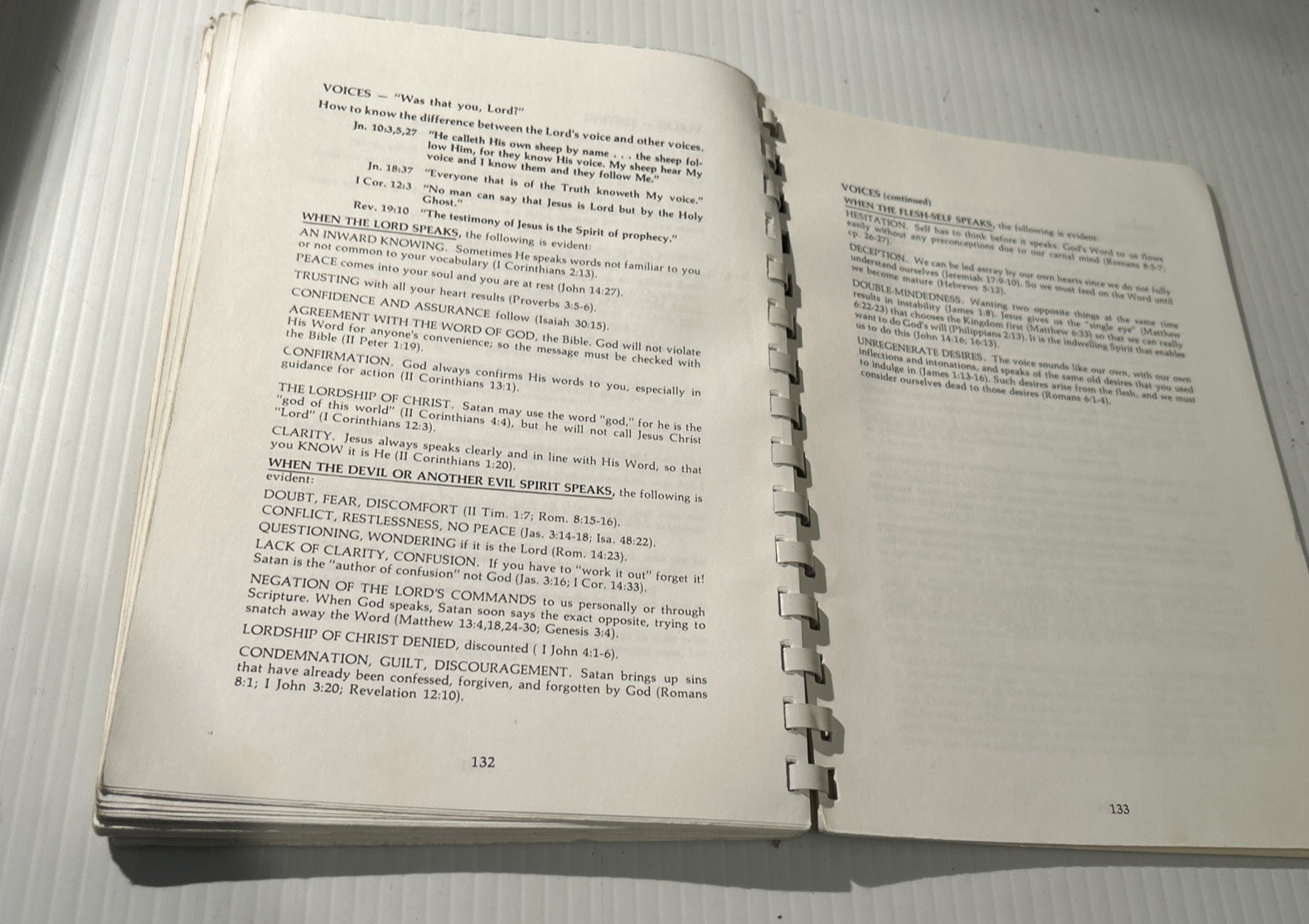 Scripture Keys for Kingdom Living By June Newman Davis 1978 Christian Prayer